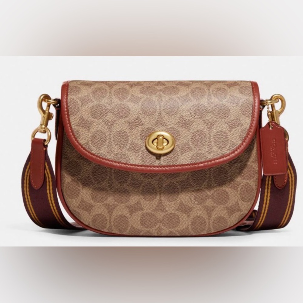 Coach Willow Saddle Bag In Signature Canvass